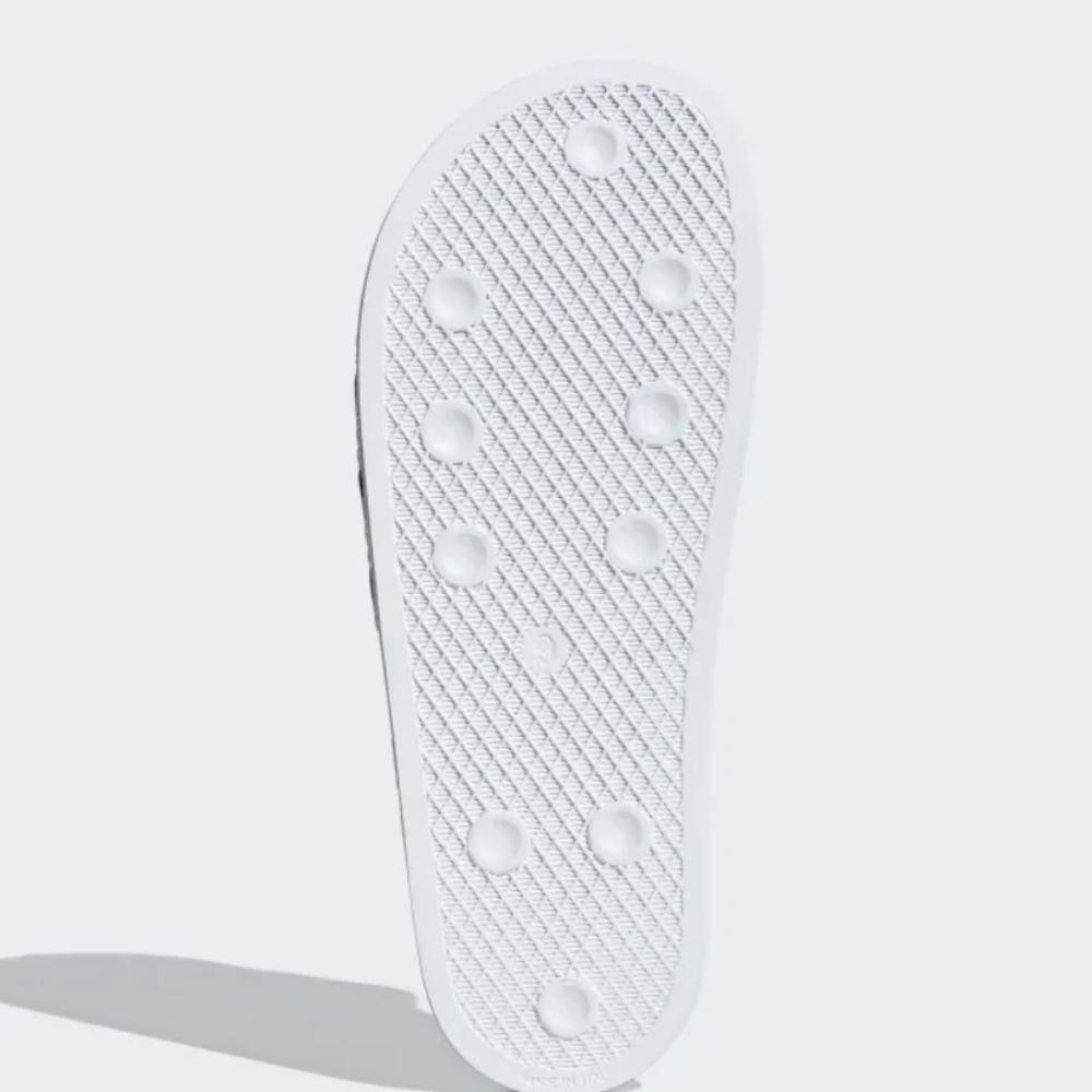Adidas Slippers - Picture 9 of 16